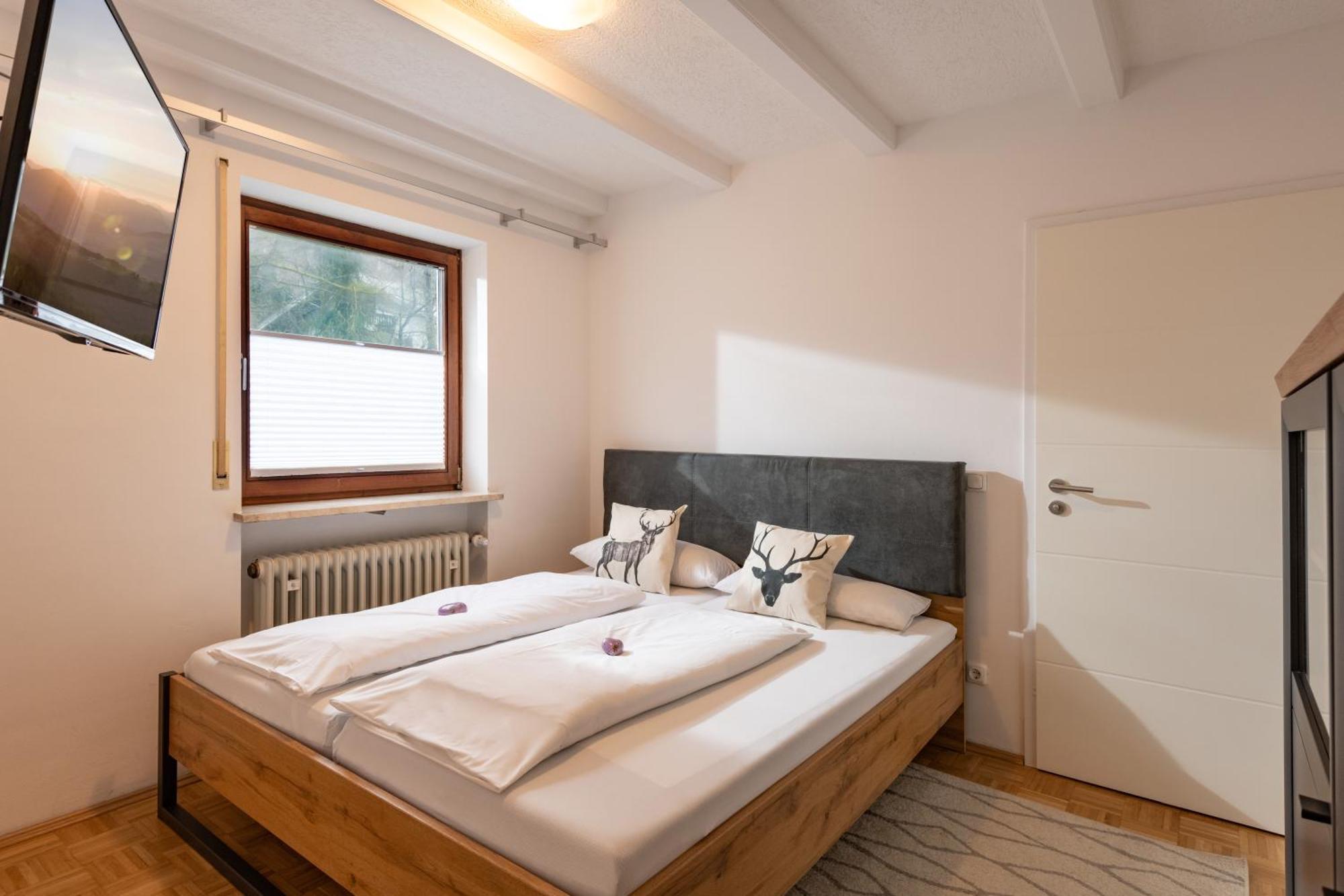 Ferienhaus Wildbarren - Alpenmagie Suites Oberaudorf Extérieur photo