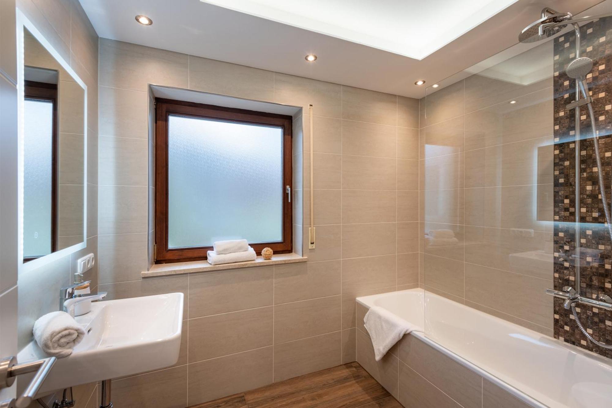 Ferienhaus Wildbarren - Alpenmagie Suites Oberaudorf Extérieur photo